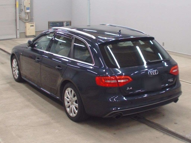 Audi A4 2013 8115455-6