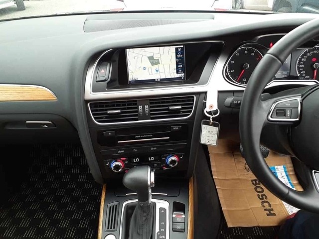 Audi A4 2013 8115455-9