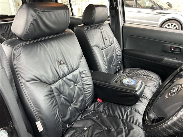 Toyota BB 2008 8112829-10