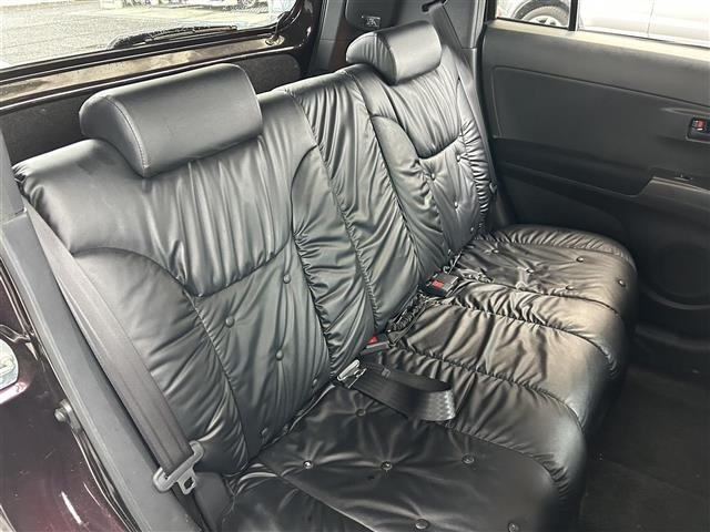 Toyota BB 2008 8112829-12
