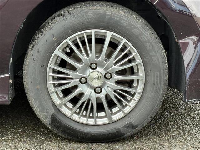 Toyota BB 2008 8112829-3