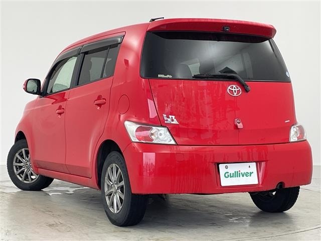 Toyota BB 2011 8112833-1