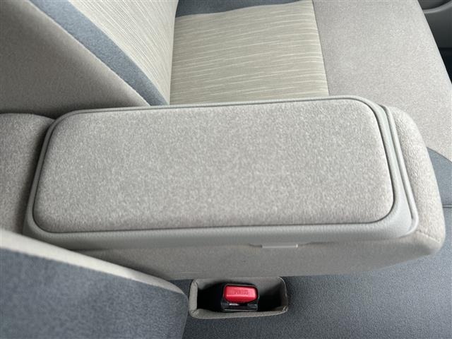 Daihatsu CAST 2016 8116504-6