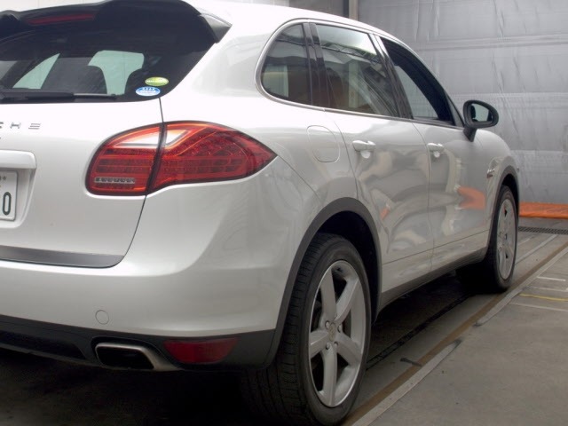 Porsche CAYENNE 2013 8115350-5