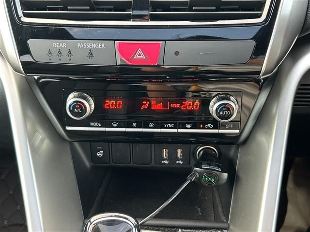 Mitsubishi ECLIPSE CROSS 2021 8105676-17