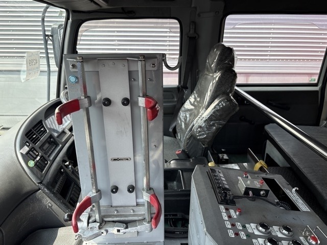 Isuzu GIGA 2005 8109101-5