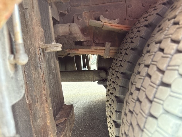 Isuzu GIGA 2005 8109101-8