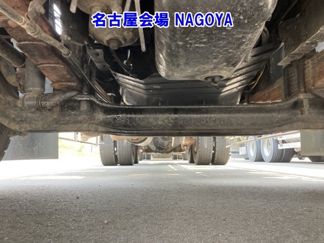 Isuzu GIGA 1997 8109127-10
