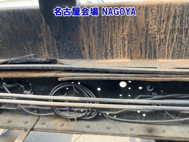 Isuzu GIGA 1997 8109127-17