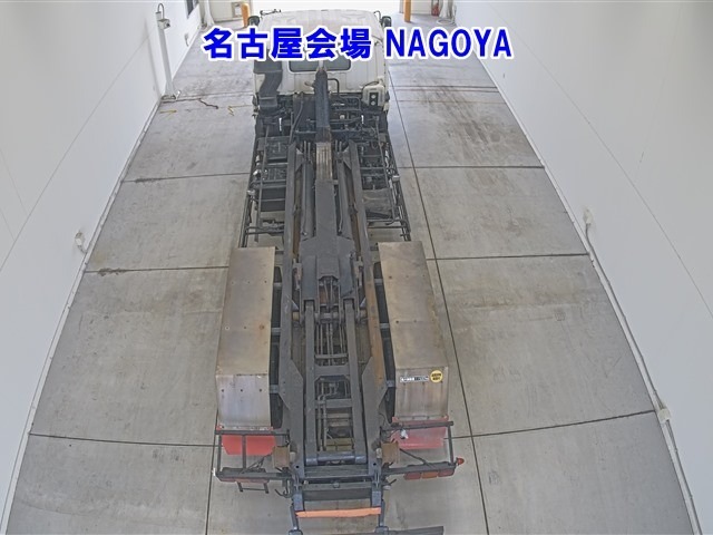 Isuzu GIGA 1997 8109127-3