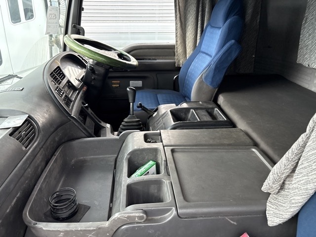 Isuzu GIGA 2011 8109141-5