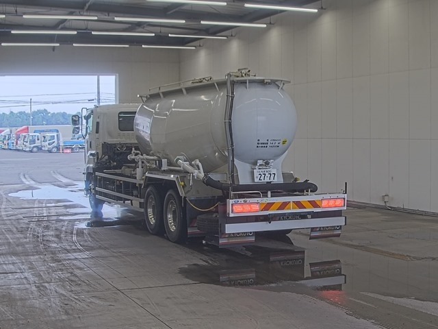 Isuzu GIGA 2021 8109142-1