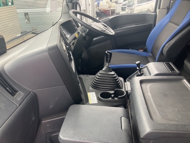Isuzu GIGA 2021 8109142-5