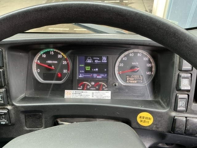 Isuzu GIGA 2021 8109142-6