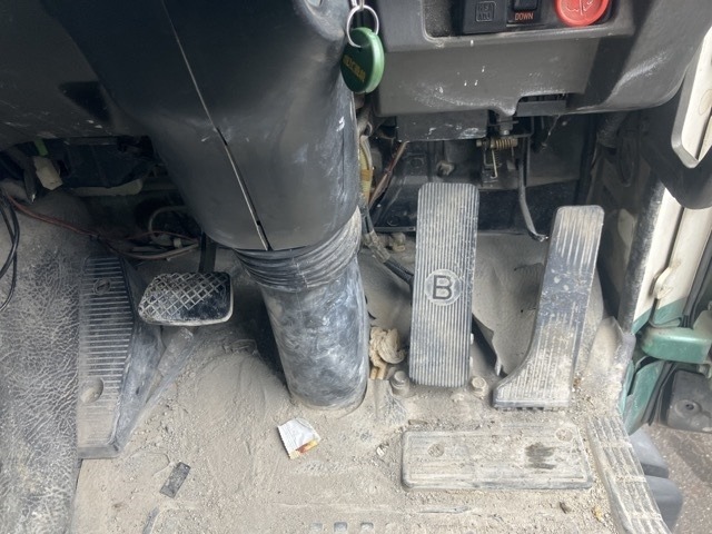 Isuzu GIGA 2005 8109154-4