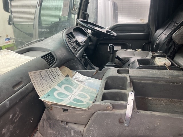Isuzu GIGA 2005 8109154-5