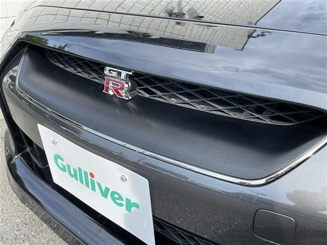 Nissan GT-R 2010 8104890-1
