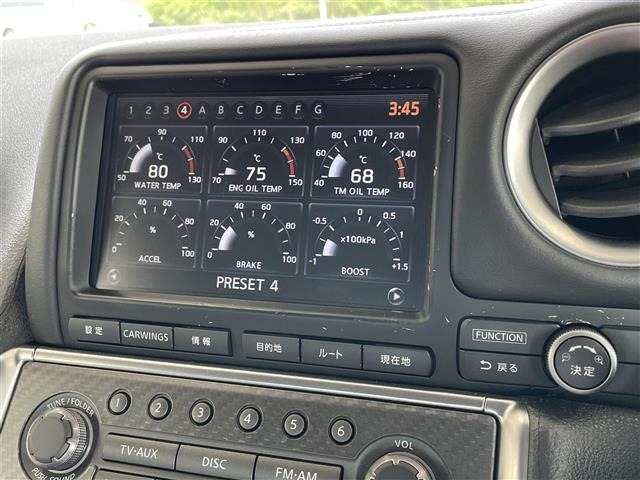 Nissan GT-R 2010 8104890-22
