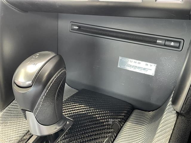 Nissan GT-R 2010 8104890-6