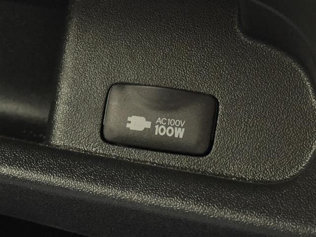 Toyota HIACE VAN 2025 8111289-15