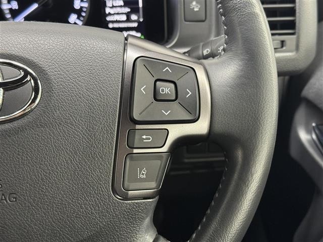 Toyota HIACE VAN 2025 8111289-19