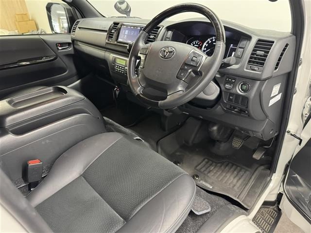 Toyota HIACE VAN 2025 8111289-2