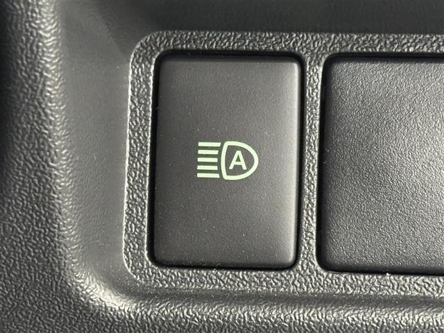 Toyota HIACE VAN 2025 8111289-31