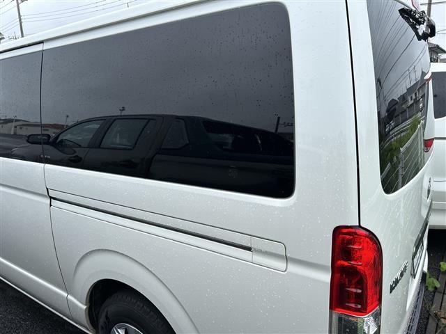 Toyota HIACE VAN 2015 8111290-1