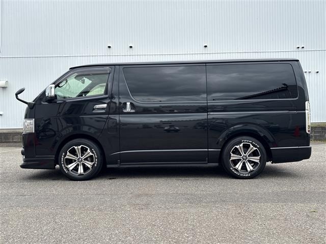 Toyota HIACE VAN 2021 8111297-17