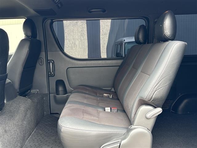 Toyota HIACE VAN 2021 8111297-22