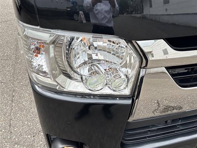 Toyota HIACE VAN 2021 8111297-3