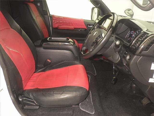 Toyota HIACE VAN 2020 8111690-5