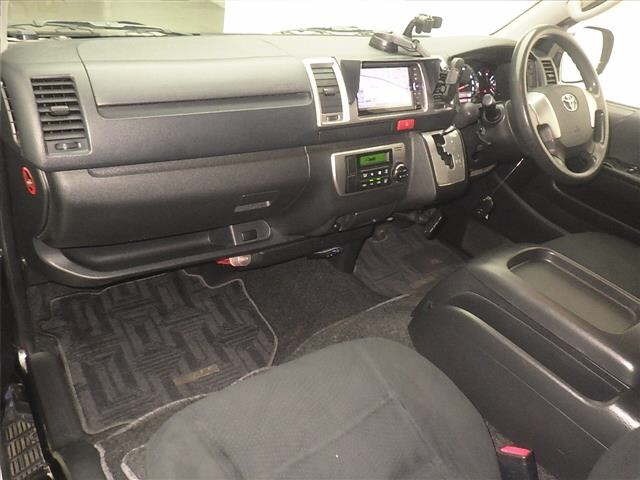 Toyota HIACE VAN 2015 8111701-4