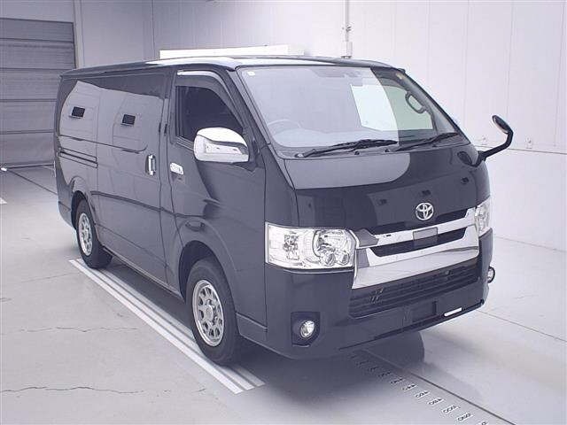 Toyota HIACE VAN 2019 8111704-0