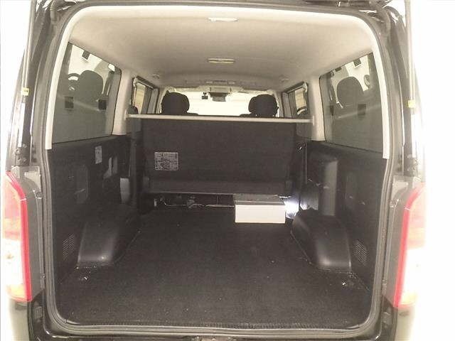 Toyota HIACE VAN 2019 8111704-7