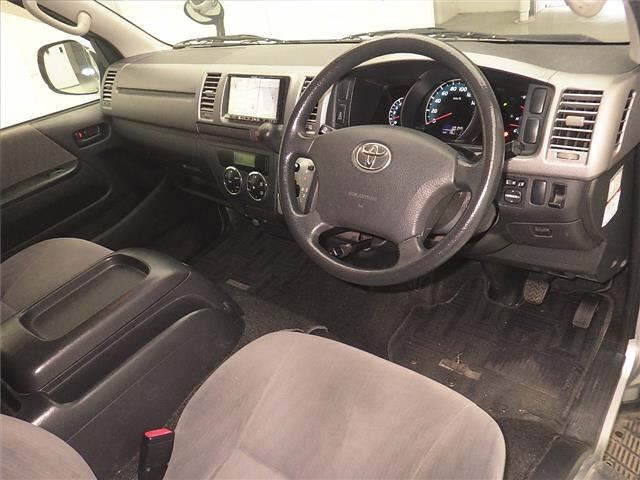 Toyota HIACE VAN 2011 8111706-3