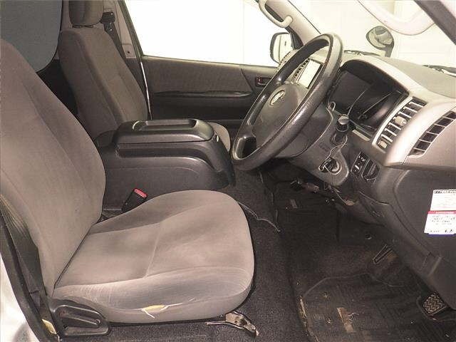 Toyota HIACE VAN 2011 8111706-5