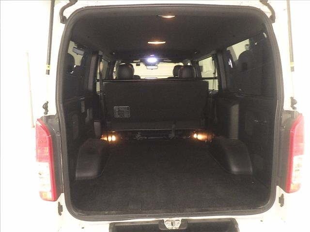 Toyota HIACE VAN 2020 8111713-7