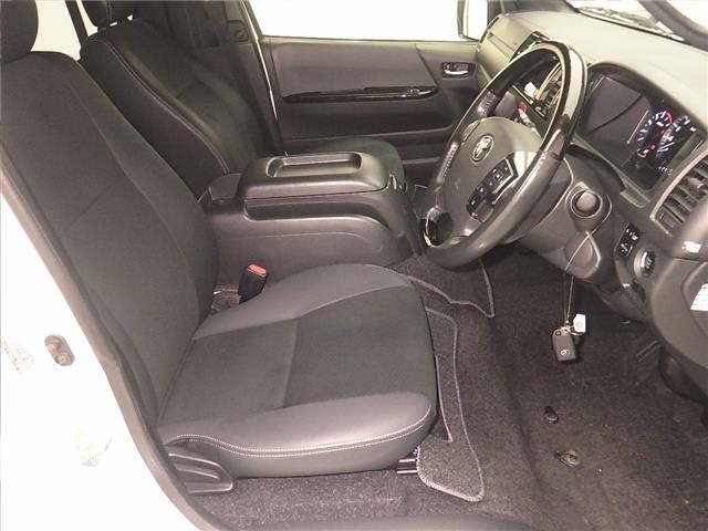 Toyota HIACE VAN 2022 8111719-5