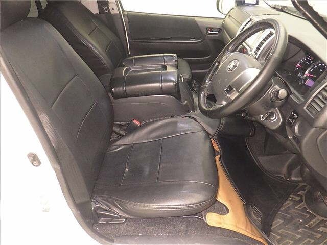 Toyota HIACE VAN 2019 8111720-5
