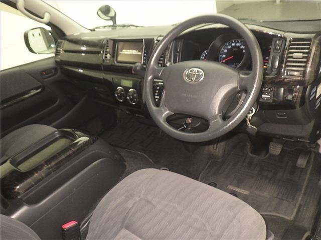 Toyota HIACE VAN 2013 8111728-3
