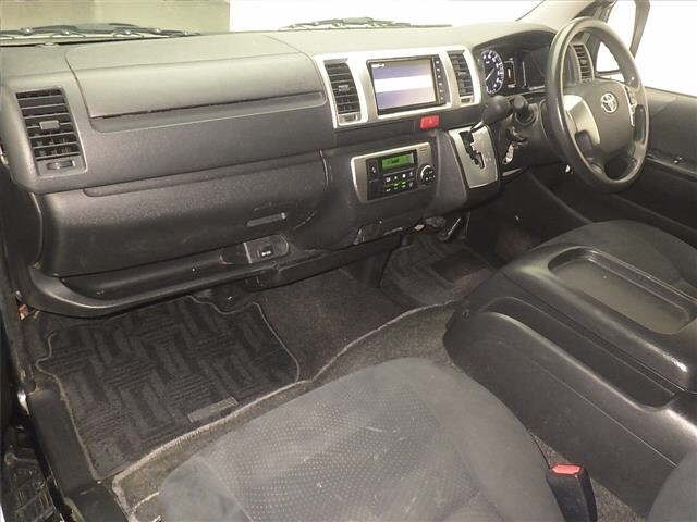 Toyota HIACE VAN 2021 8111731-4