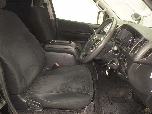 Toyota HIACE VAN 2021 8111731-5