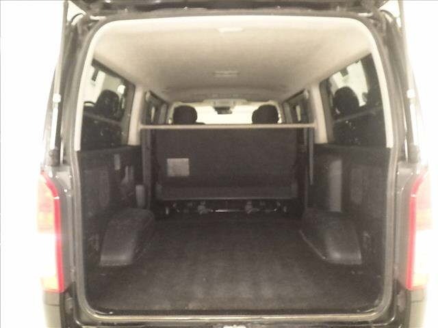 Toyota HIACE VAN 2021 8111731-7