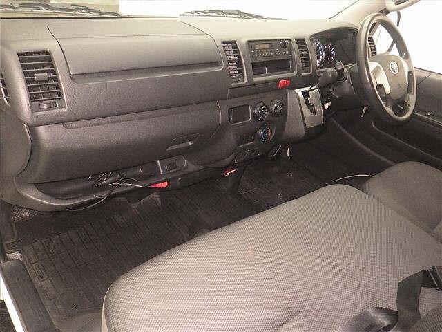 Toyota HIACE VAN 2020 8111734-4