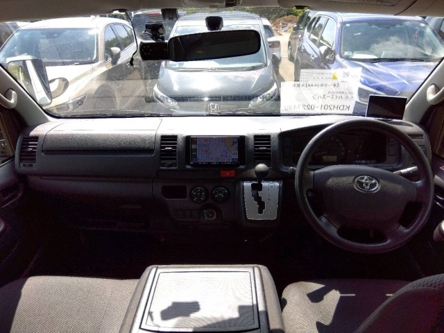 Toyota HIACE VAN 2017 8111865-1