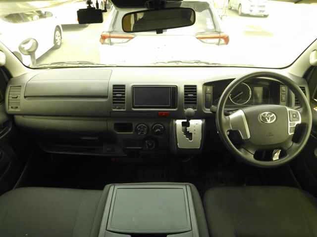 Toyota HIACE VAN 2023 8111875-8