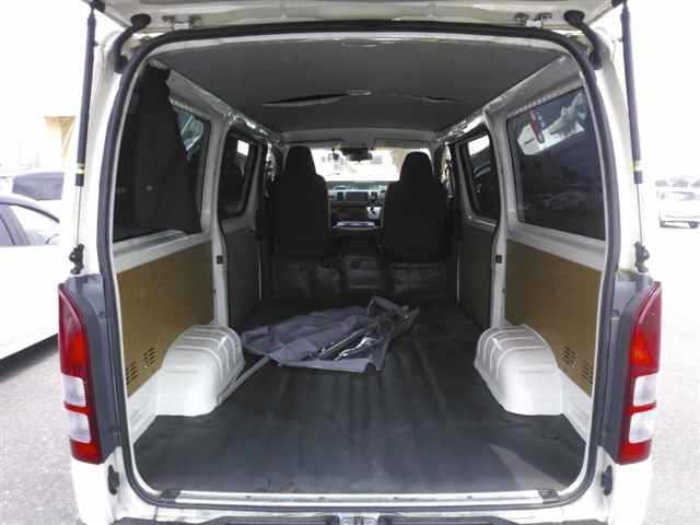 Toyota HIACE VAN 2023 8111875-9