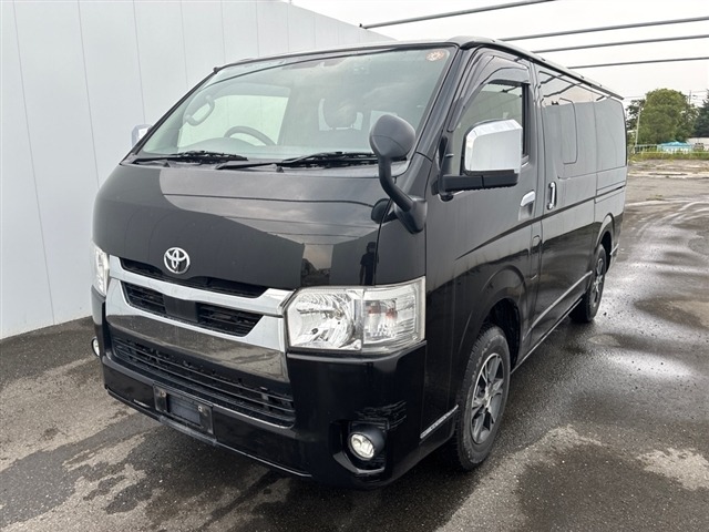 Toyota HIACE VAN 2021 8111939-10