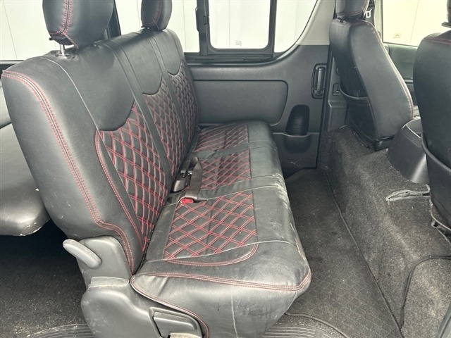 Toyota HIACE VAN 2021 8111939-6